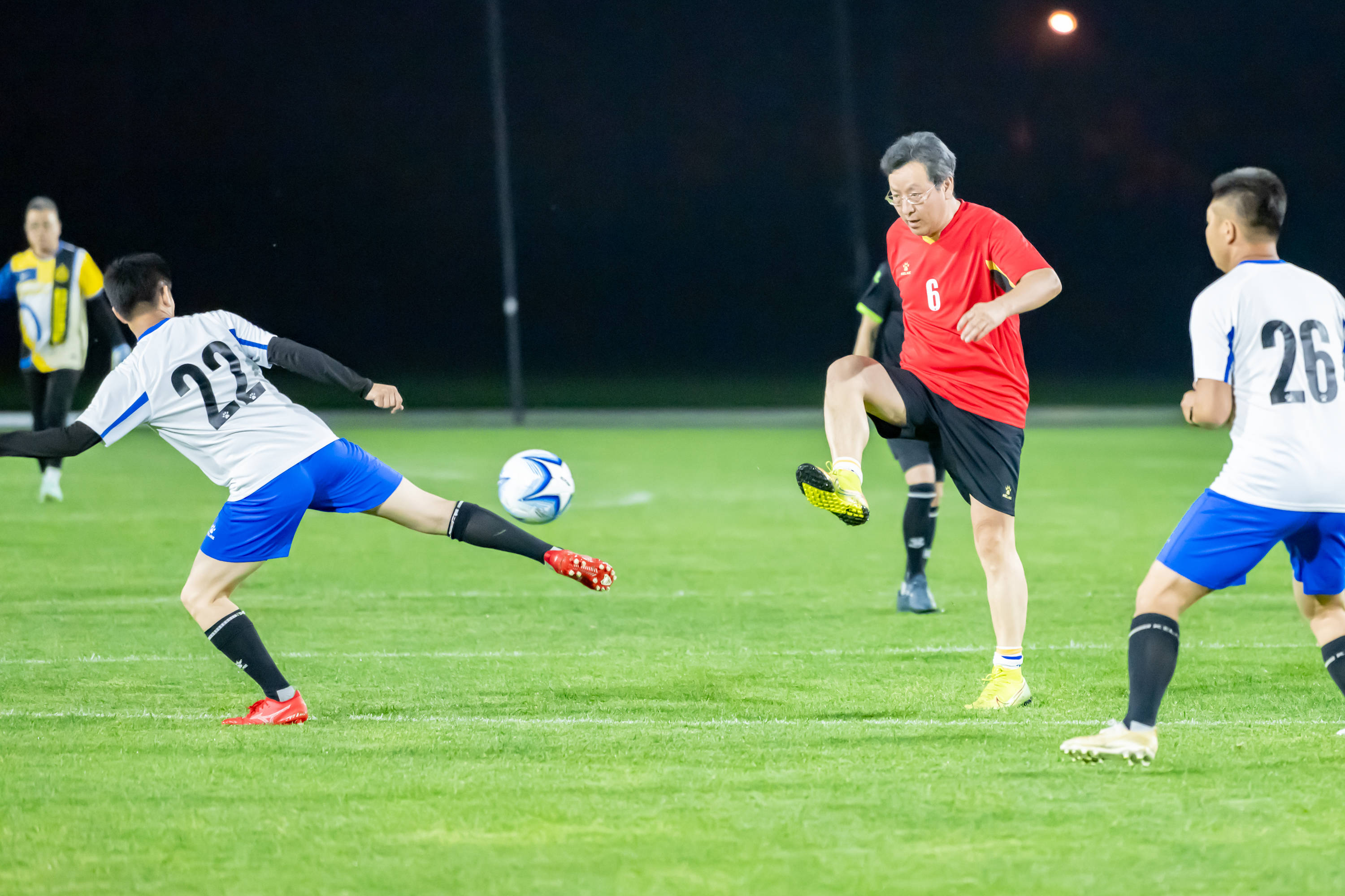 体的细节或 体的细节或